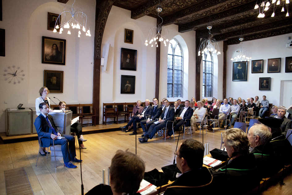 Promotie dr. van de Berg